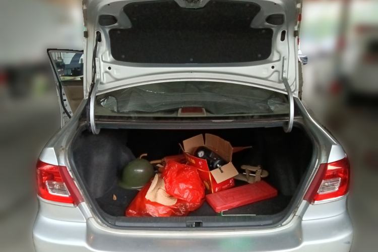 Used Toyota Corolla EX 2011 1.6L Automatic Classic Edition Trunk