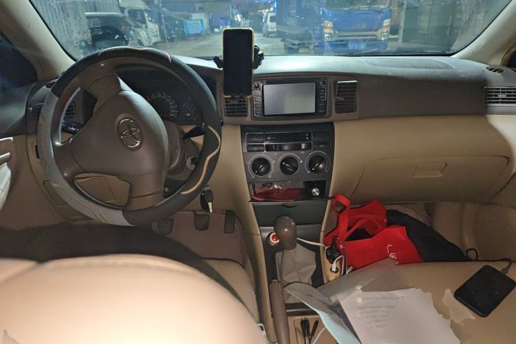Used Toyota Corolla EX 2011 1.6L Manual Special Offer Version Center Console