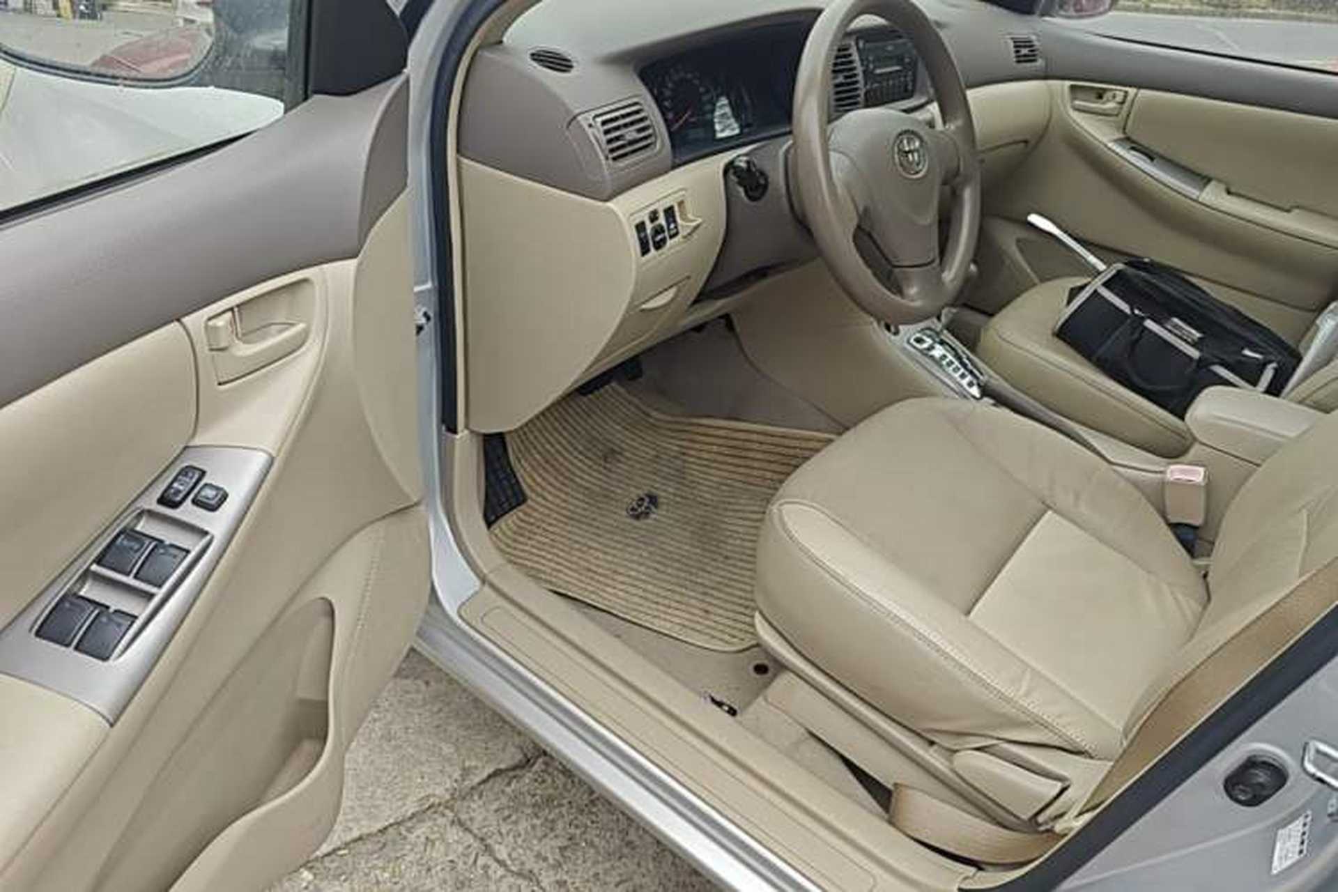 Used Toyota Corolla EX 2011 1.6L Automatic Luxury Edition Driver Seat