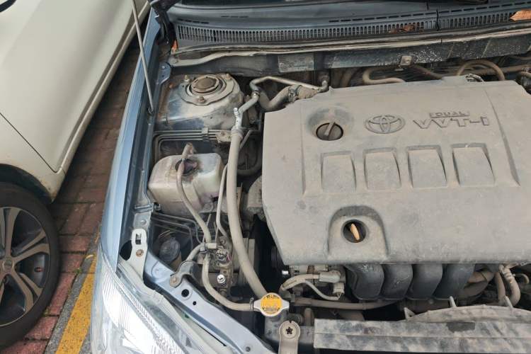 Used Toyota Corolla EX 2011 1.6L Automatic Classic Edition Engine Bay Right