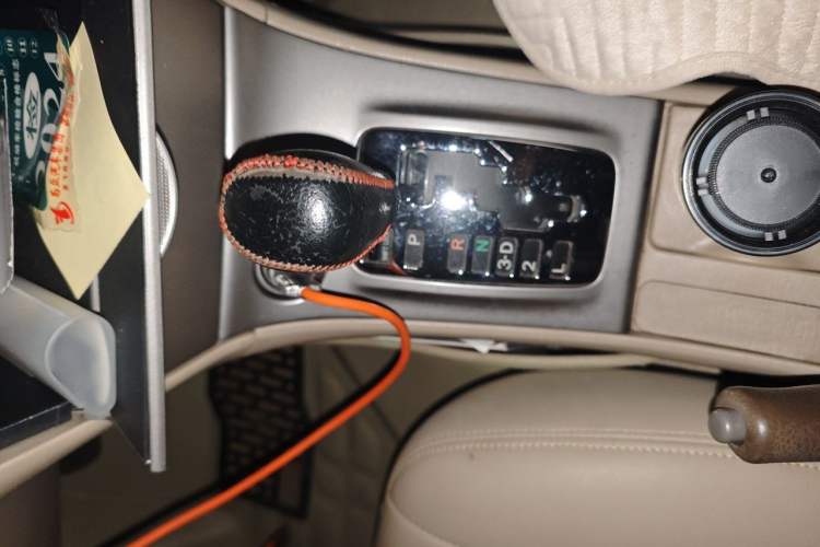 Used Toyota Corolla EX 2011 1.6L Automatic Classic Edition Gear Lever