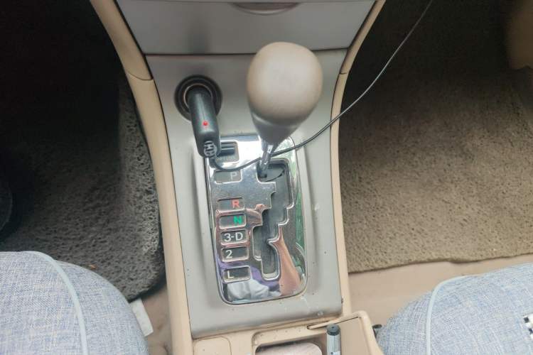 Used Toyota Corolla EX 2011 1.6L Automatic Classic Edition Gear Lever