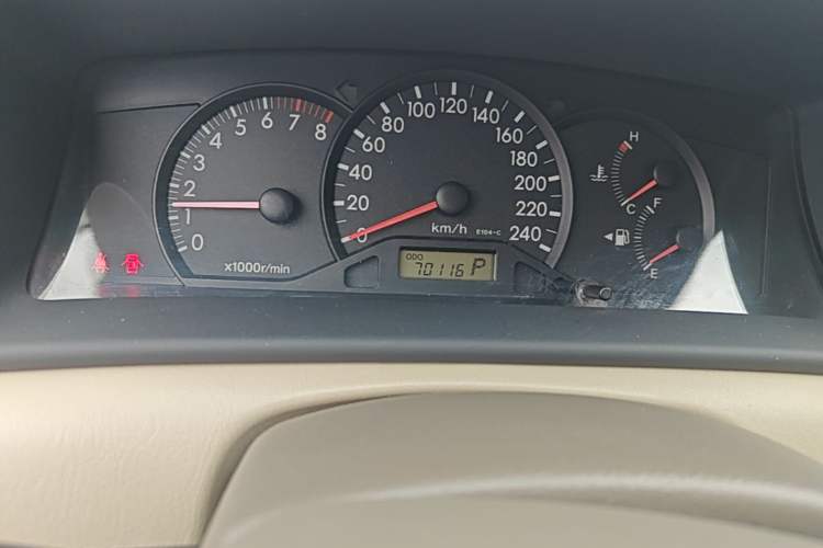 Used Toyota Corolla EX 2011 1.6L Automatic Luxury Edition Odometer Close Up