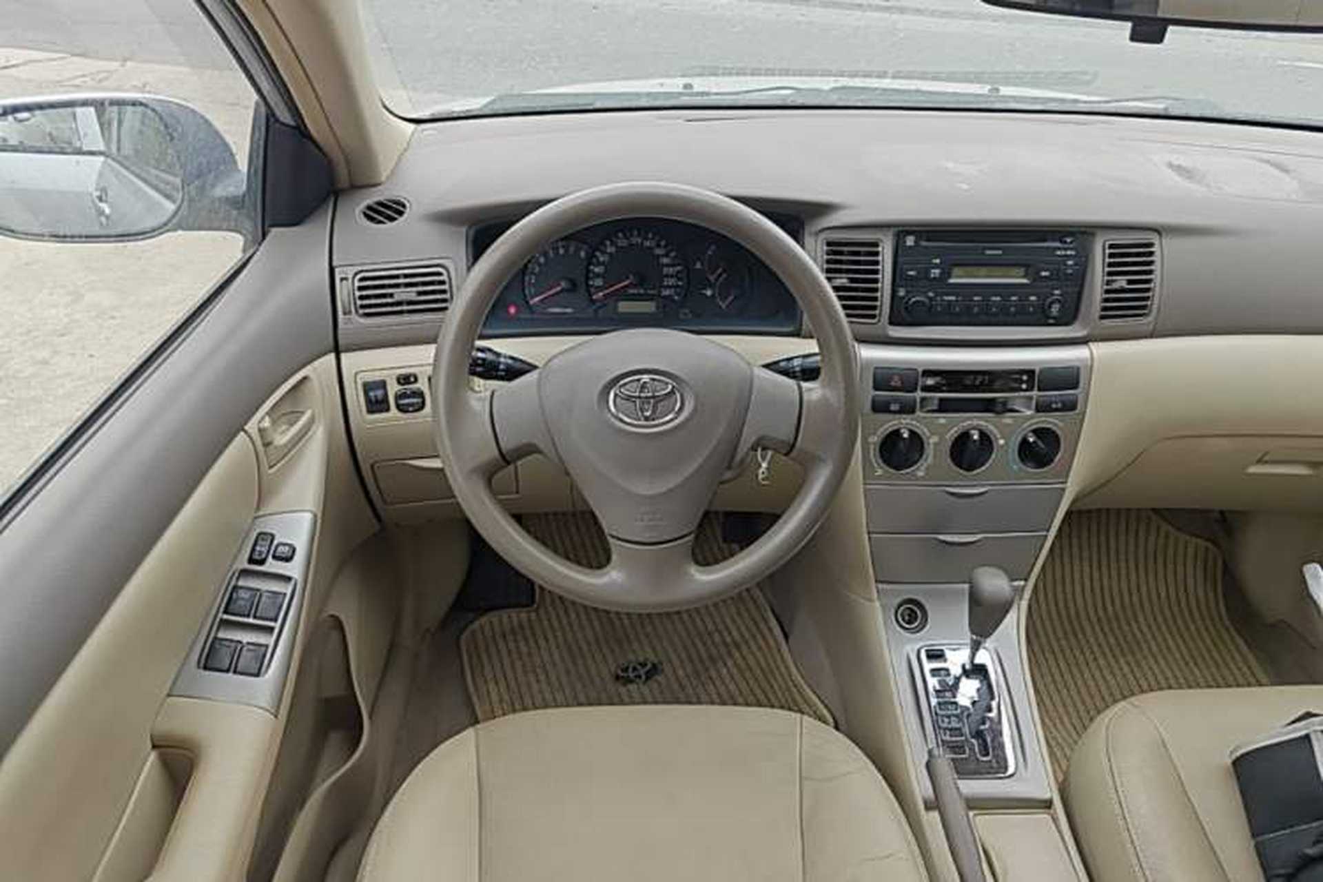 Used Toyota Corolla EX 2011 1.6L Automatic Luxury Edition Steering Wheel