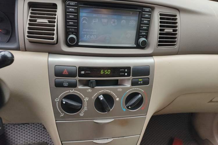 Used Toyota Corolla EX 2011 1.6L Automatic Classic Edition Audio And AC Panel