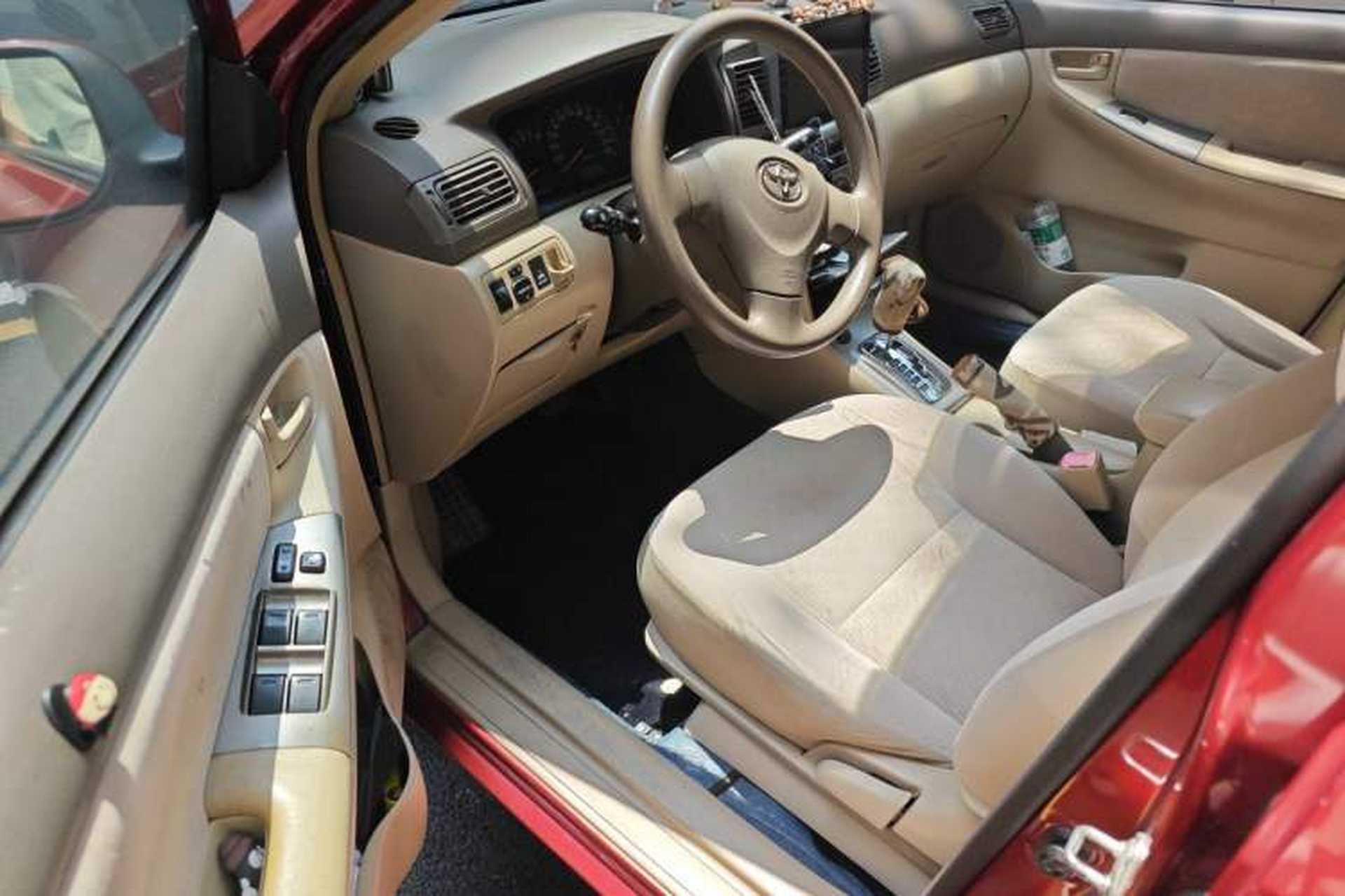 Used Toyota Corolla EX 2011 1.6L Automatic Classic Edition Driver Seat