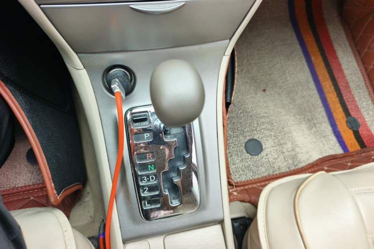 Used Toyota Corolla EX 2011 1.6L Automatic Classic Edition Gear Lever