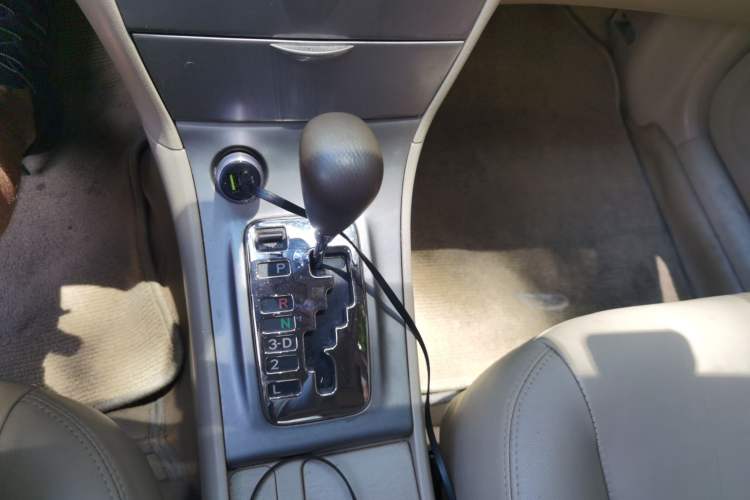 Used Toyota Corolla EX 2011 1.6L Automatic Luxury Edition Gear Lever