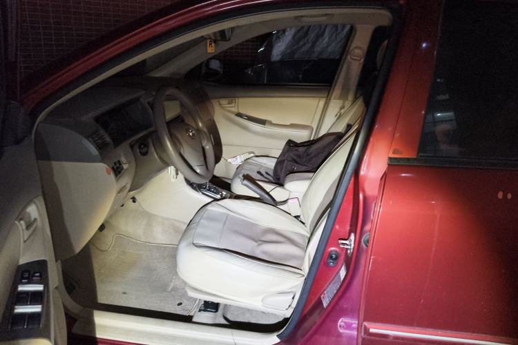 Used Toyota Corolla EX 2011 1.6L Automatic Classic Edition Left Front Seat