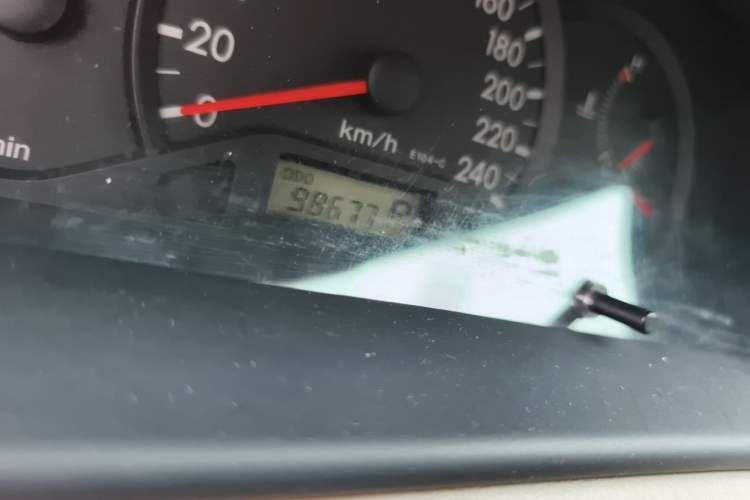 Used Toyota Corolla EX 2011 1.6L Automatic Classic Edition Odometer Close Up