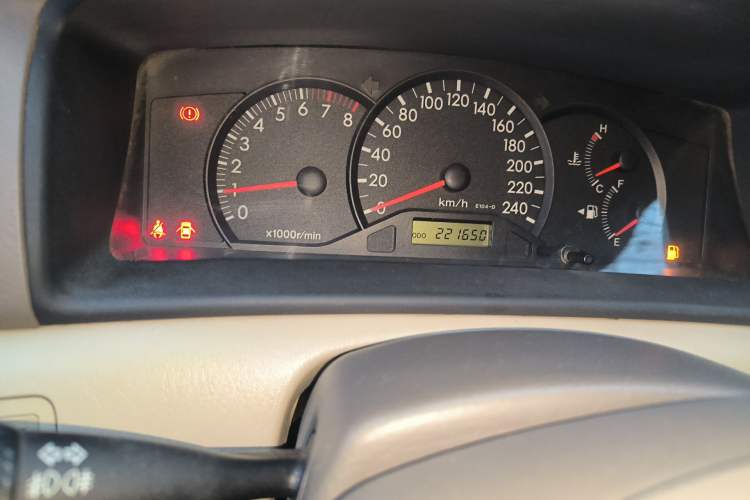 Used Toyota Corolla EX 2011 1.6L Manual Classic Edition Odometer Close Up
