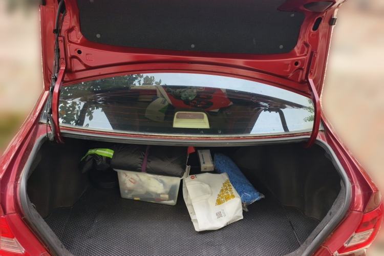 Used Toyota Corolla EX 2011 1.6L Automatic Classic Edition Trunk