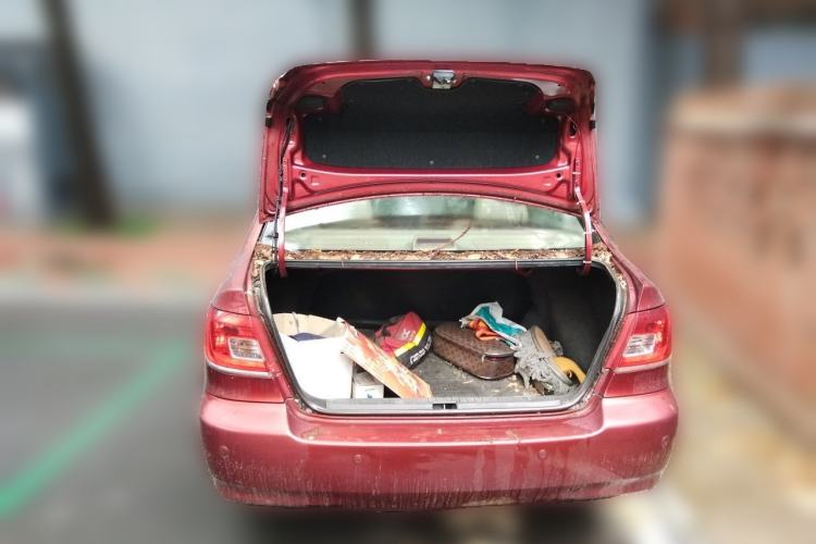 Used Toyota Corolla EX 2011 1.6L Automatic Luxury Edition Trunk