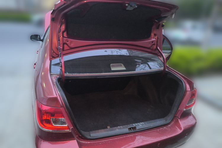 Used Toyota Corolla EX 2011 1.6L Manual Classic Edition Trunk