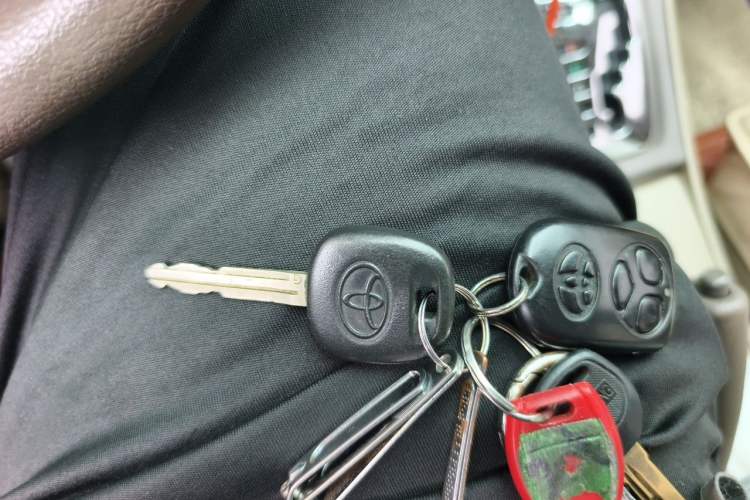 Used Toyota Corolla EX 2011 1.6L Automatic Classic Edition Vehicle Key