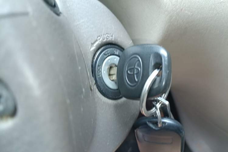 Used Toyota Corolla EX 2011 1.6L Automatic Classic Edition Vehicle Key