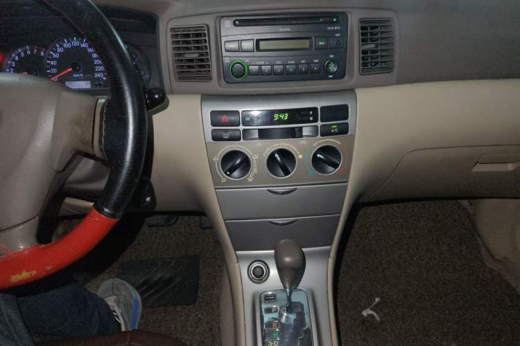 Used Toyota Corolla EX 2011 1.6L Automatic Classic Edition Audio And AC Panel