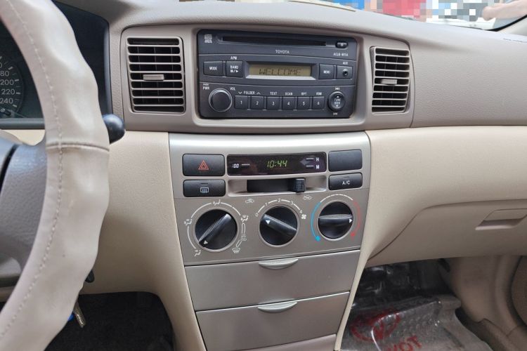 Used Toyota Corolla EX 2011 1.6L Manual Luxury Edition Audio And AC Panel
