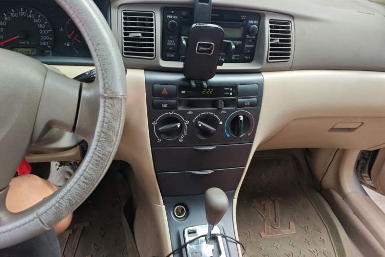 Used Toyota Corolla EX 2011 1.6L Automatic Classic Edition Audio And AC Panel