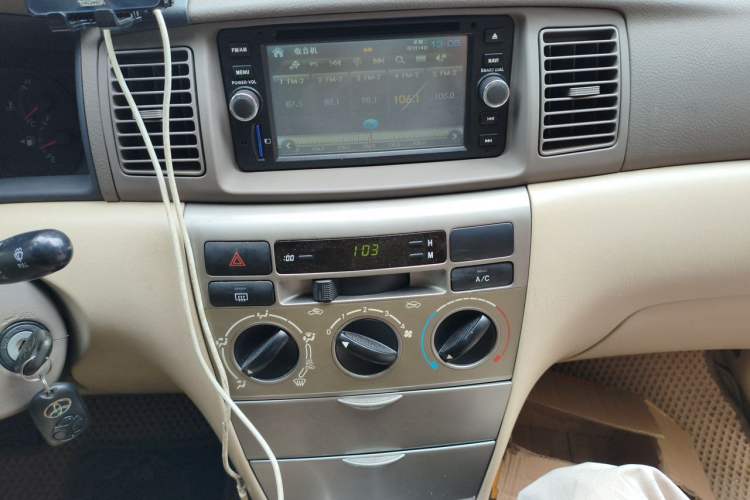 Used Toyota Corolla EX 2011 1.6L Automatic Classic Edition Audio And AC Panel
