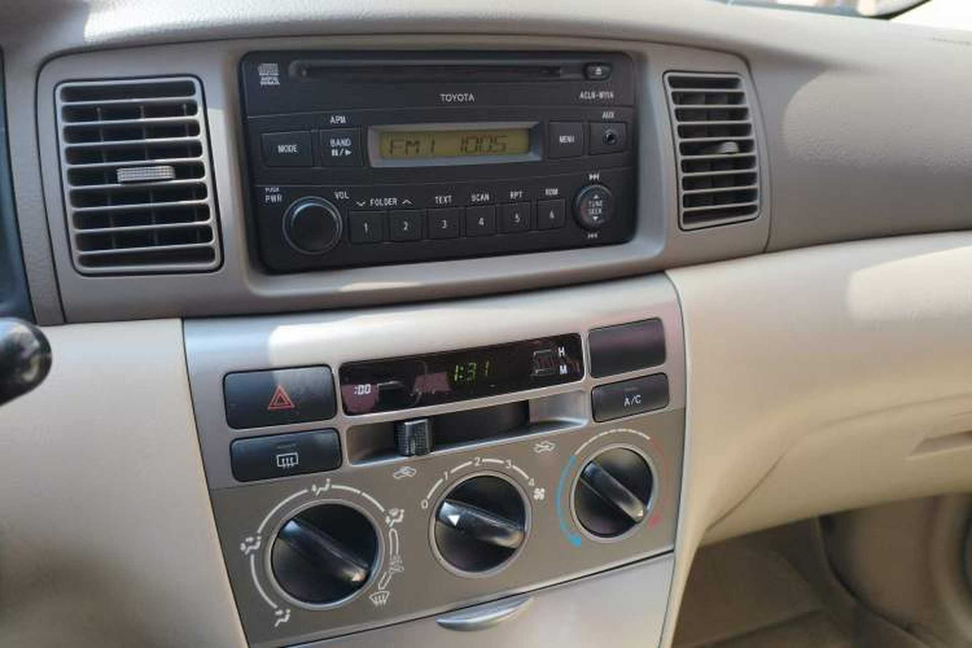 Used Toyota Corolla EX 2011 1.6L Manual Classic Edition Audio And AC Panel