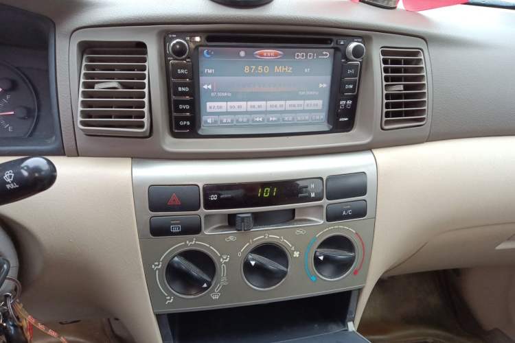 Used Toyota Corolla EX 2011 1.6L Manual Luxury Edition Audio And AC Panel