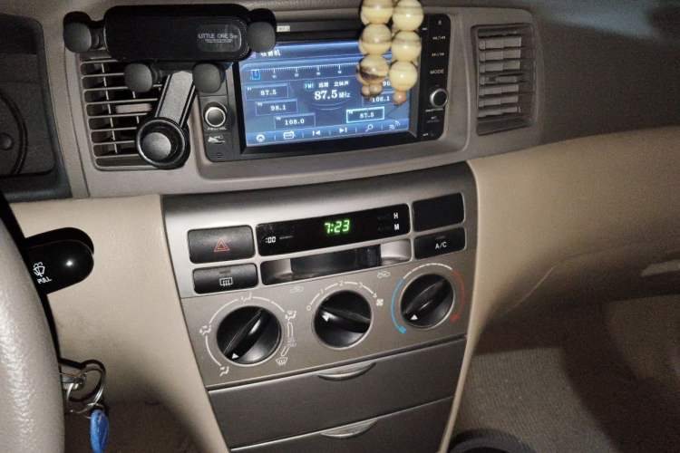 Used Toyota Corolla EX 2011 1.6L Automatic Classic Edition Audio And AC Panel