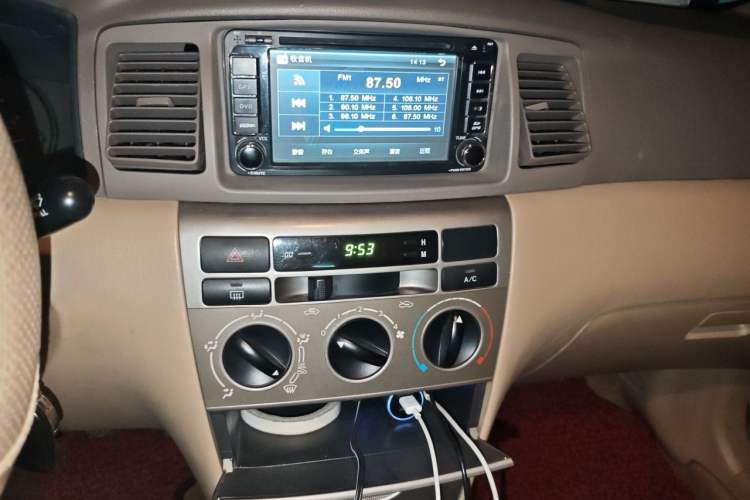 Used Toyota Corolla EX 2011 1.6L Manual Luxury Edition Audio And AC Panel