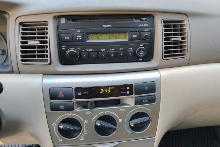 Used Toyota Corolla EX 2011 1.6L Automatic Classic Edition Audio And AC Panel