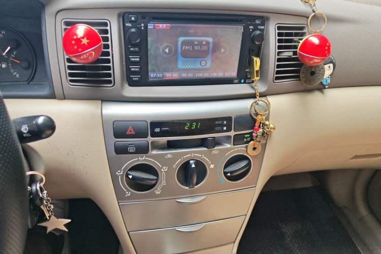 Used Toyota Corolla EX 2011 1.6L Automatic Classic Edition Audio And AC Panel