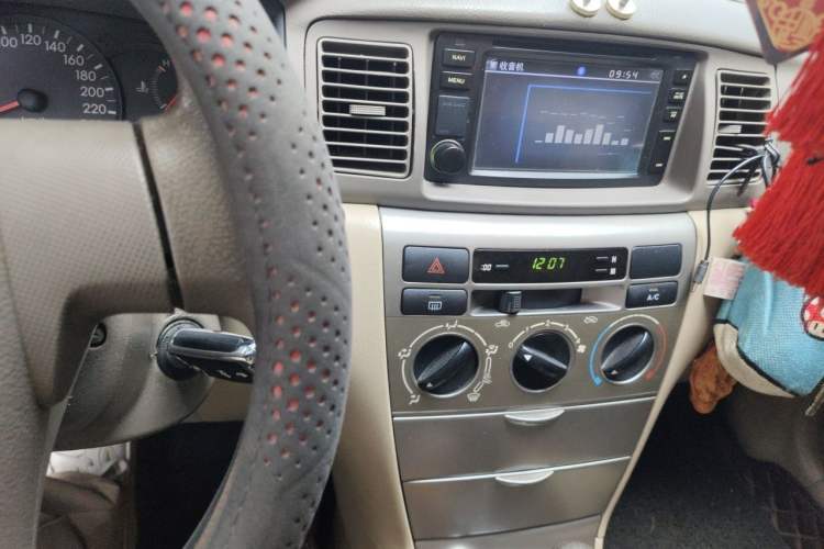 Used Toyota Corolla EX 2011 1.6L Automatic Classic Edition Audio And AC Panel