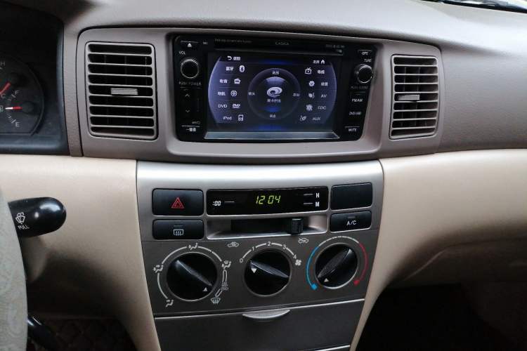 Used Toyota Corolla EX 2011 1.6L Manual Luxury Edition Audio And AC Panel