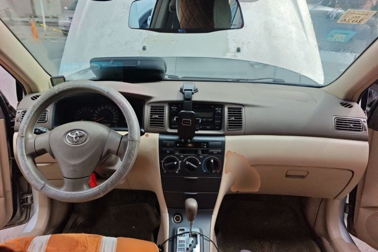 Used Toyota Corolla EX 2011 1.6L Automatic Classic Edition Center Console