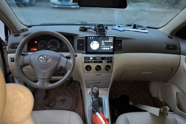 Used Toyota Corolla EX 2011 1.6L Manual Classic Edition Center Console