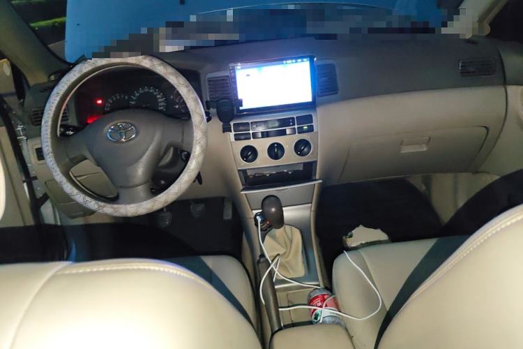 Used Toyota Corolla EX 2011 1.6L Manual Classic Edition Center Console