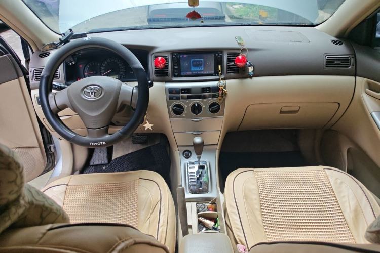 Used Toyota Corolla EX 2011 1.6L Automatic Classic Edition Center Console
