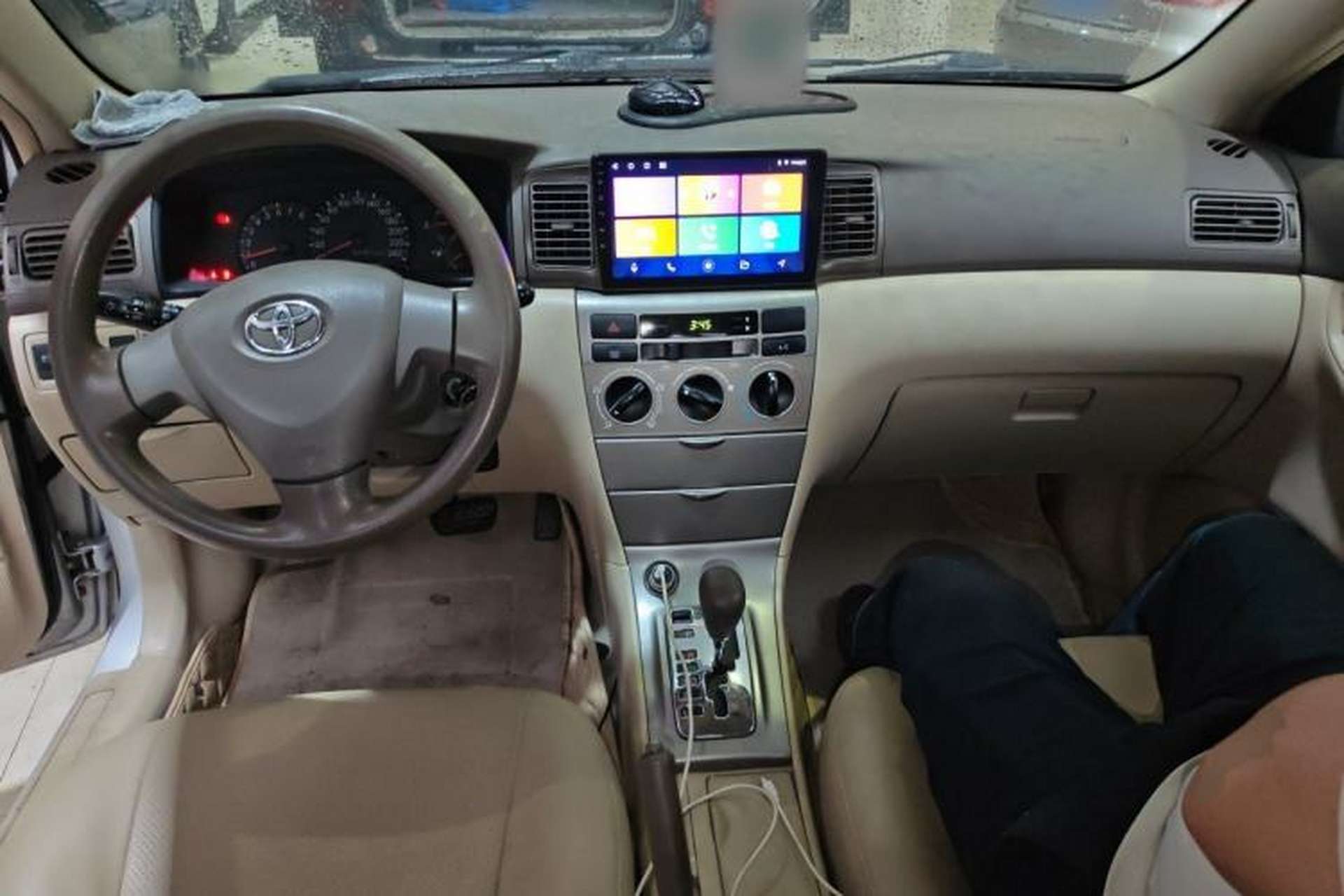 Used Toyota Corolla EX 2011 1.6L Automatic Classic Edition Center Console