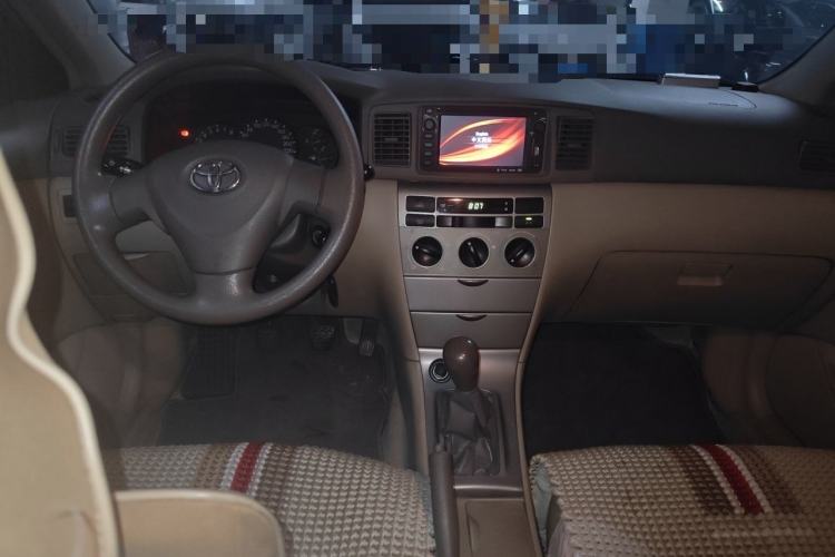 Used Toyota Corolla EX 2011 1.6L Manual Classic Edition Center Console