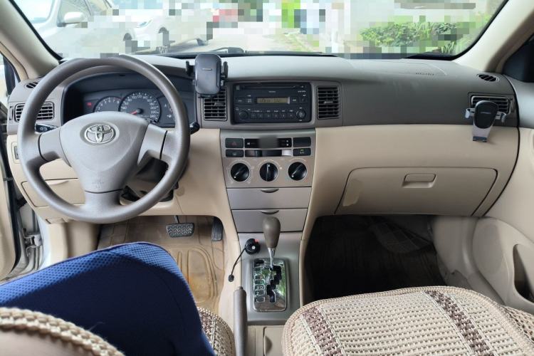 Used Toyota Corolla EX 2011 1.6L Automatic Classic Edition Center Console
