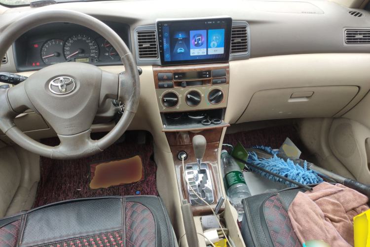 Used Toyota Corolla EX 2011 1.6L Automatic Classic Edition Center Console