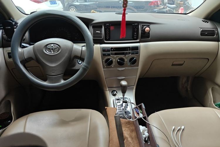 Used Toyota Corolla EX 2011 1.6L Automatic Classic Edition Center Console