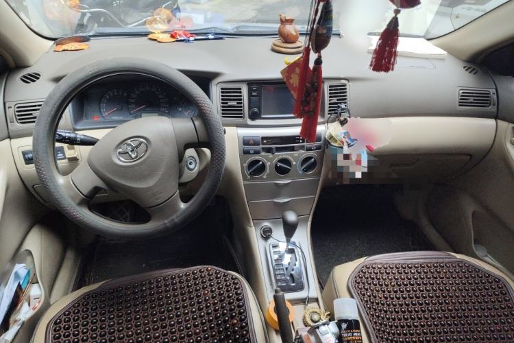 Used Toyota Corolla EX 2011 1.6L Automatic Classic Edition Center Console