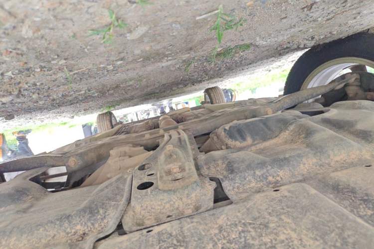 Used Toyota Corolla EX 2011 1.6L Manual Classic Edition Chassis Front