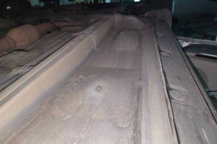 Used Toyota Corolla EX 2011 1.6L Automatic Luxury Edition Chassis Front Left