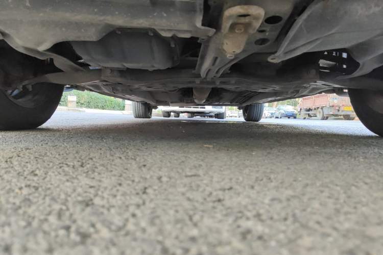 Used Toyota Corolla EX 2011 1.6L Manual Classic Edition Chassis Front