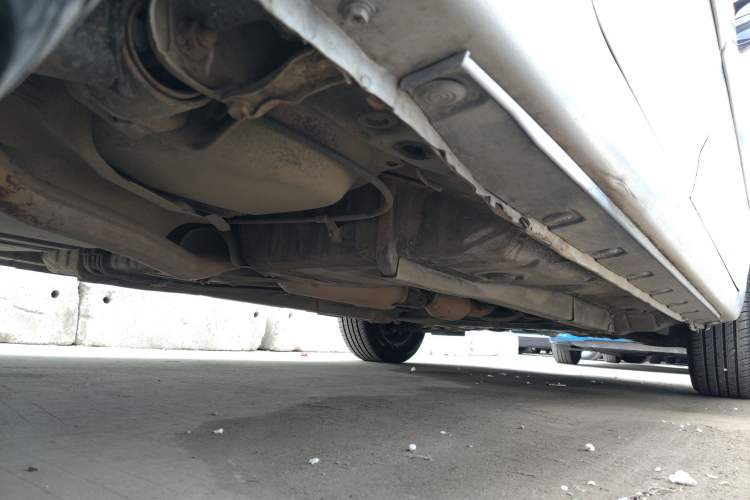 Used Toyota Corolla EX 2011 1.6L Manual Classic Edition Chassis Rear Right