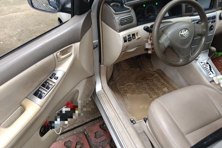 Used Toyota Corolla EX 2011 1.6L Automatic Classic Edition Driver Seat