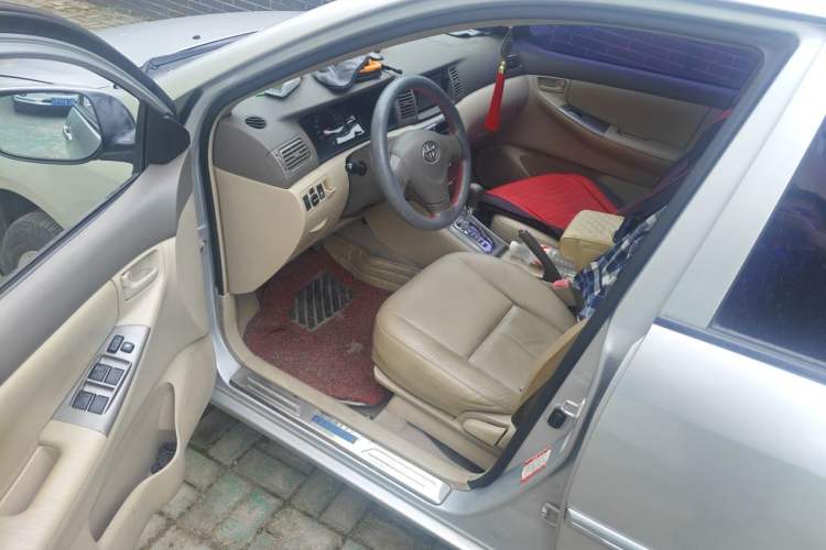 Used Toyota Corolla EX 2011 1.6L Automatic Luxury Edition Driver Seat