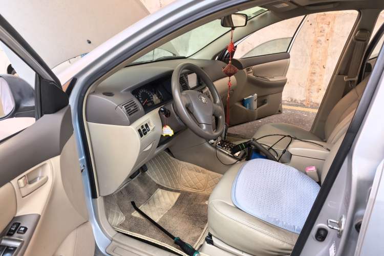 Used Toyota Corolla EX 2011 1.6L Automatic Luxury Edition Driver Seat