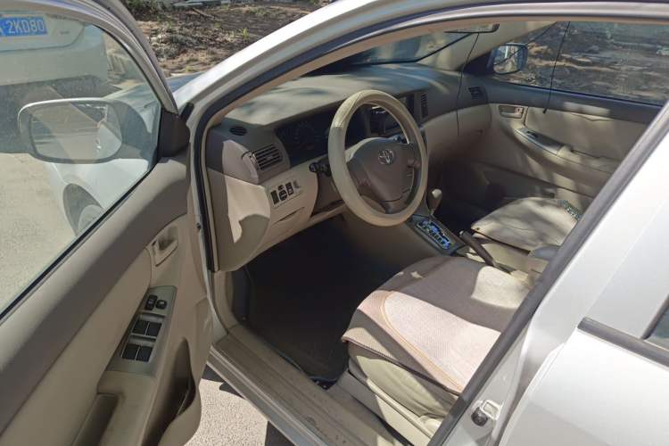Used Toyota Corolla EX 2011 1.6L Automatic Luxury Edition Driver Seat